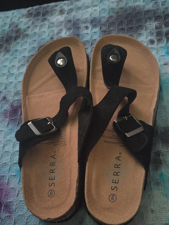 Serra Shoes - Serra Black Suede Buckle Toe-Loop Sandals